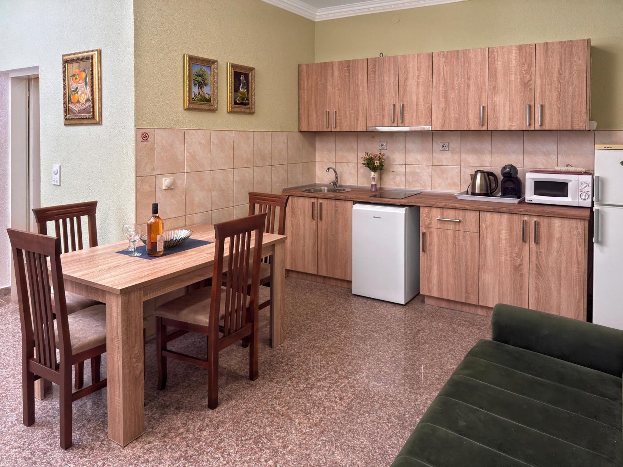 Vila Tara Sutomore Buitenkant foto